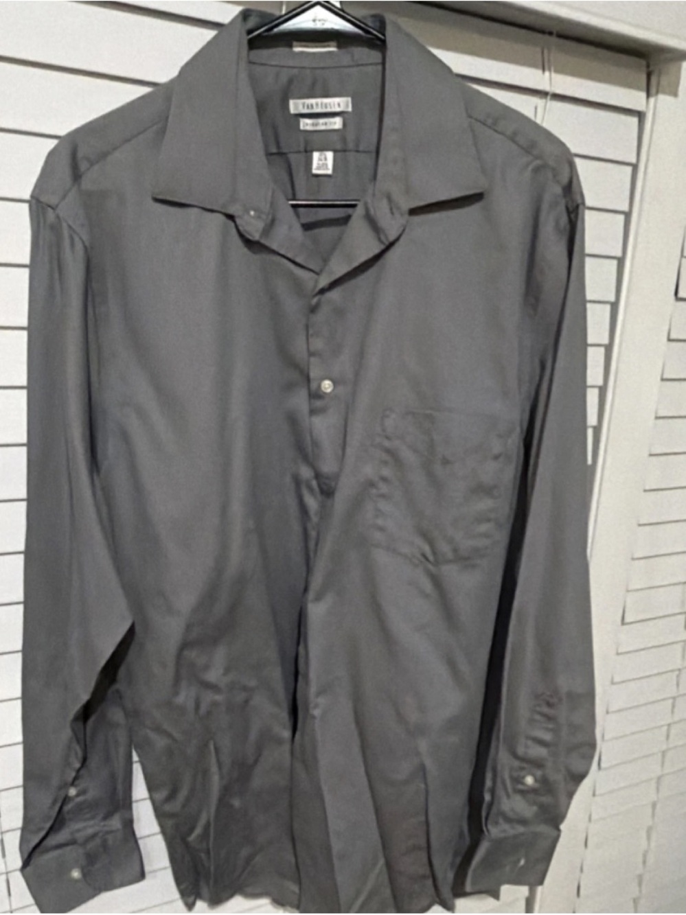 Van Heusen Men’s Gray Long-Sleeve Dress Shirt